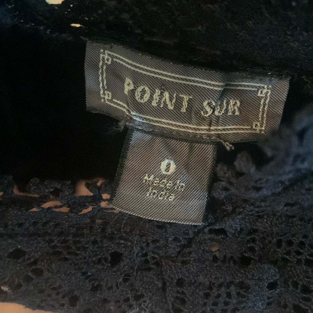 True size zero. Point Sur. Long sleeve.